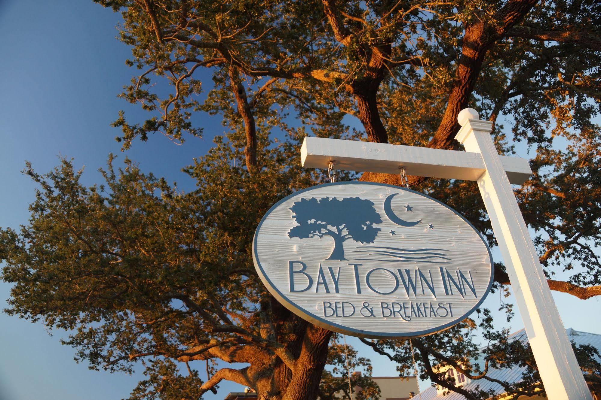 Bay Town Inn Bay St. Louis Екстериор снимка