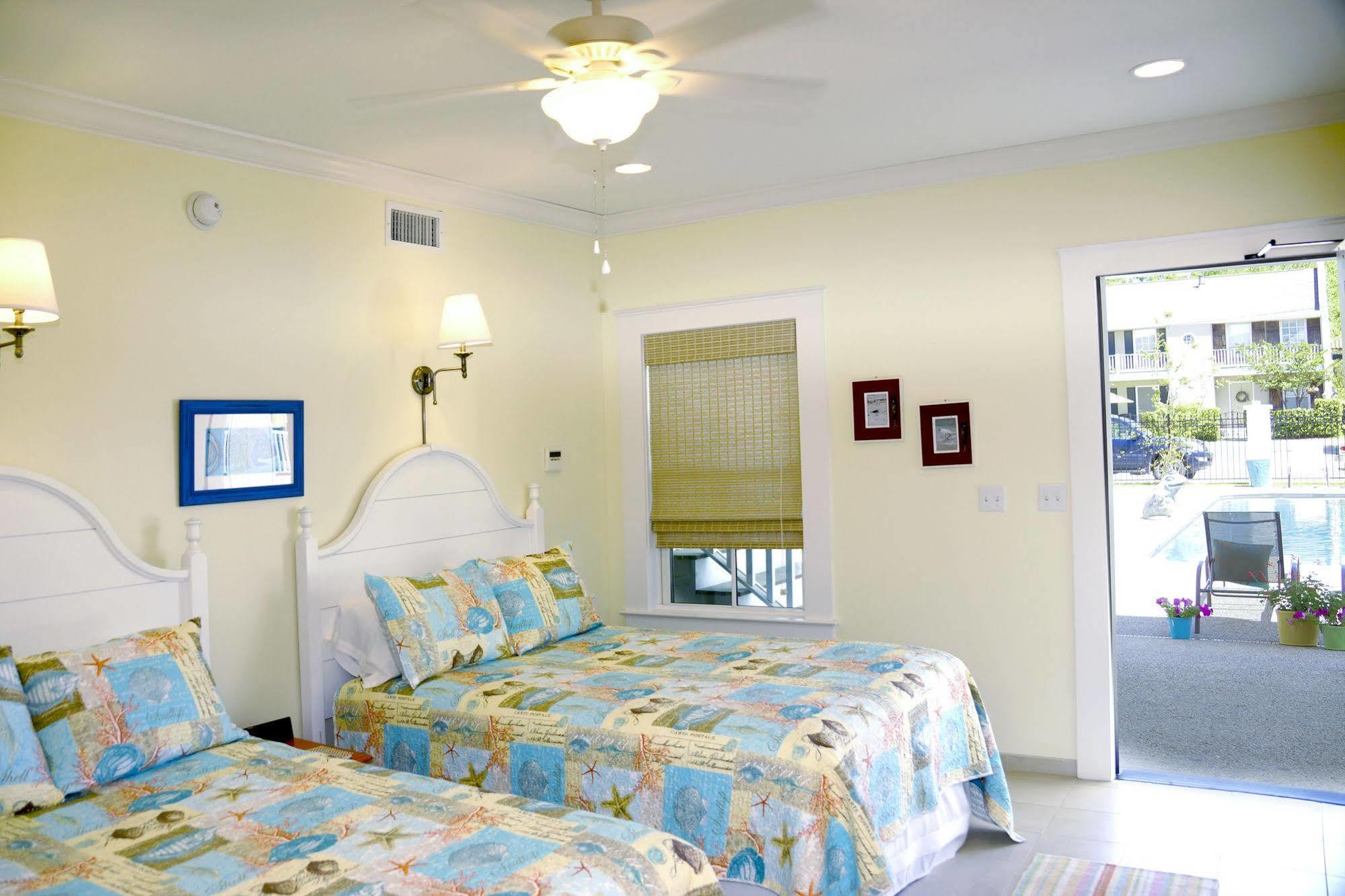 Bay Town Inn Bay St. Louis Екстериор снимка